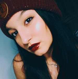 Meet your Posher, Madilyn